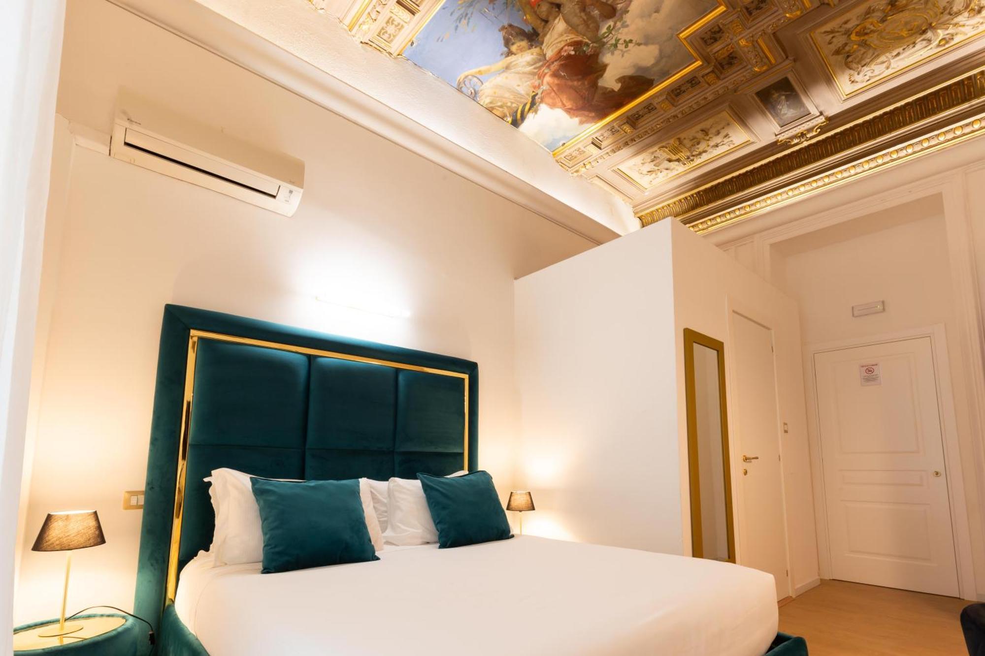 Cavour Luxury Rooms - Lr Collection Ρώμη Εξωτερικό φωτογραφία