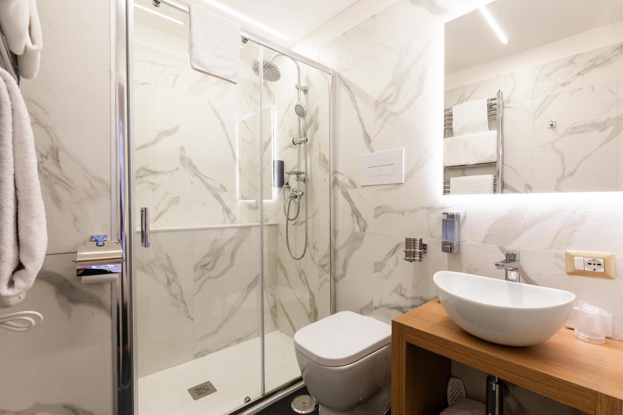 Cavour Luxury Rooms - Lr Collection Ρώμη Εξωτερικό φωτογραφία